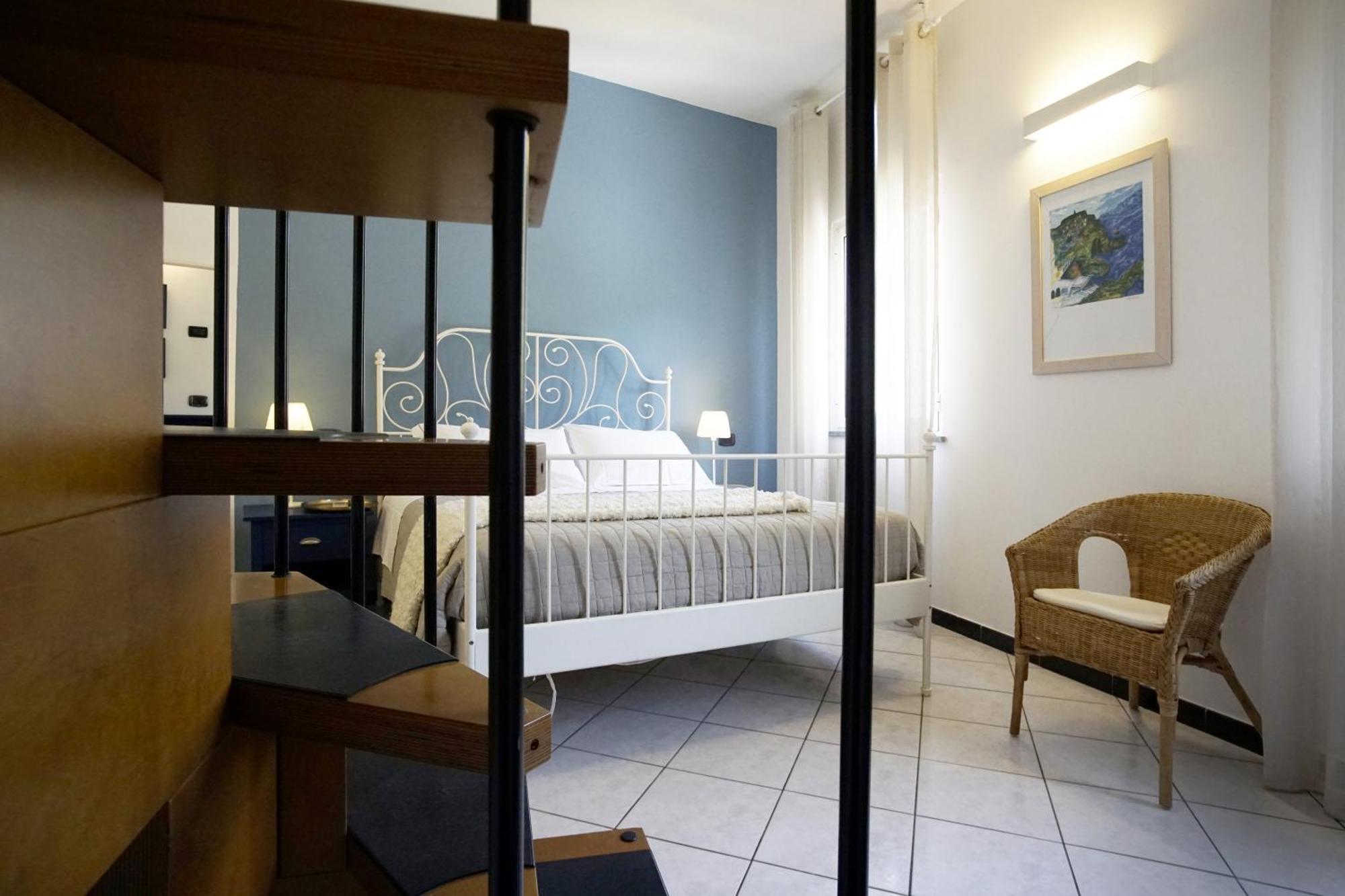 Da Baranin B&B And Apartment Манарола Екстериор снимка